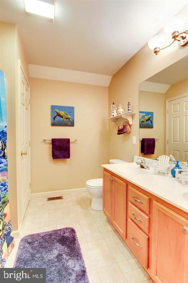 SHERMAN OAKS - Residential