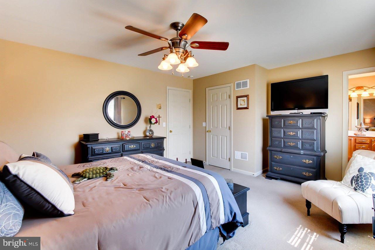 SHERMAN OAKS - Residential