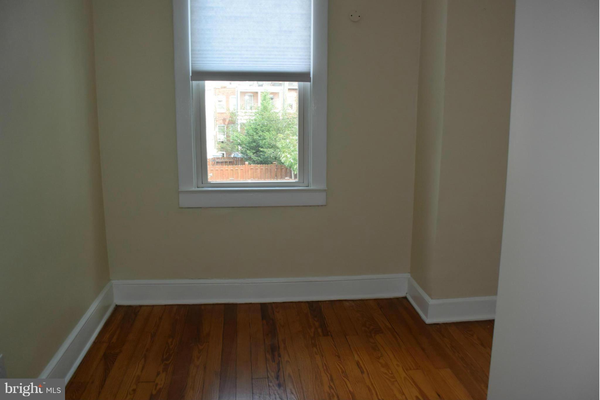 OLD TOWN - Residential Lease