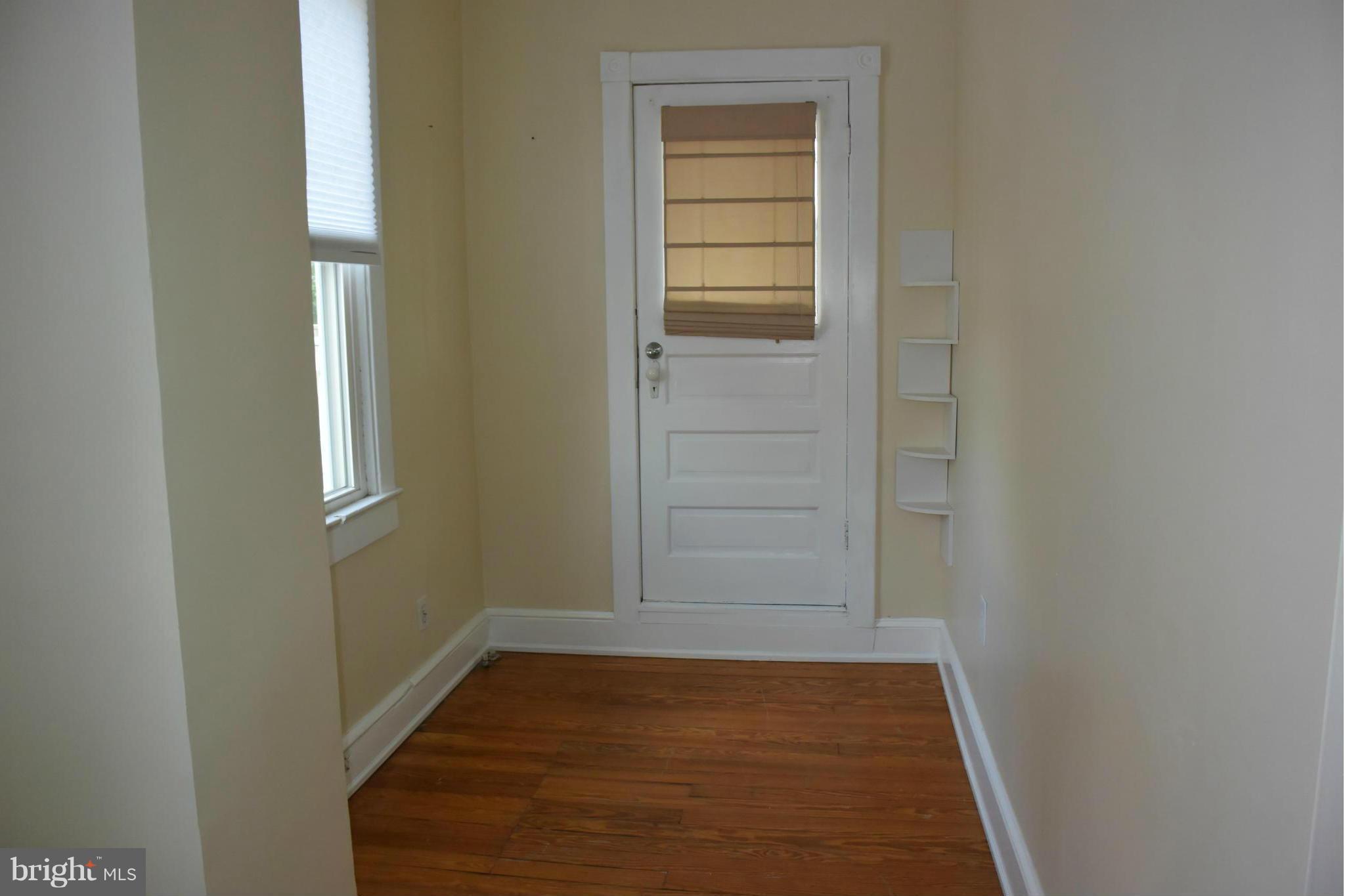 OLD TOWN - Residential Lease