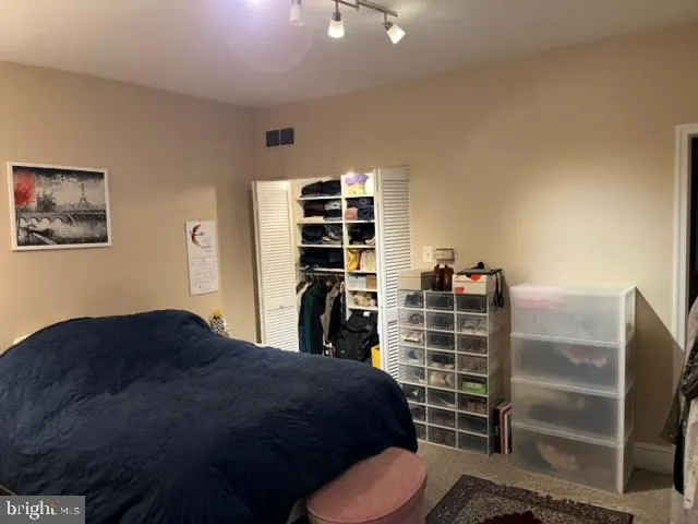 Philadelphia, Pennsylvania 19130, United States, 2 Bedrooms Bedrooms, ,2 BathroomsBathrooms,Residential,Contingent,89795