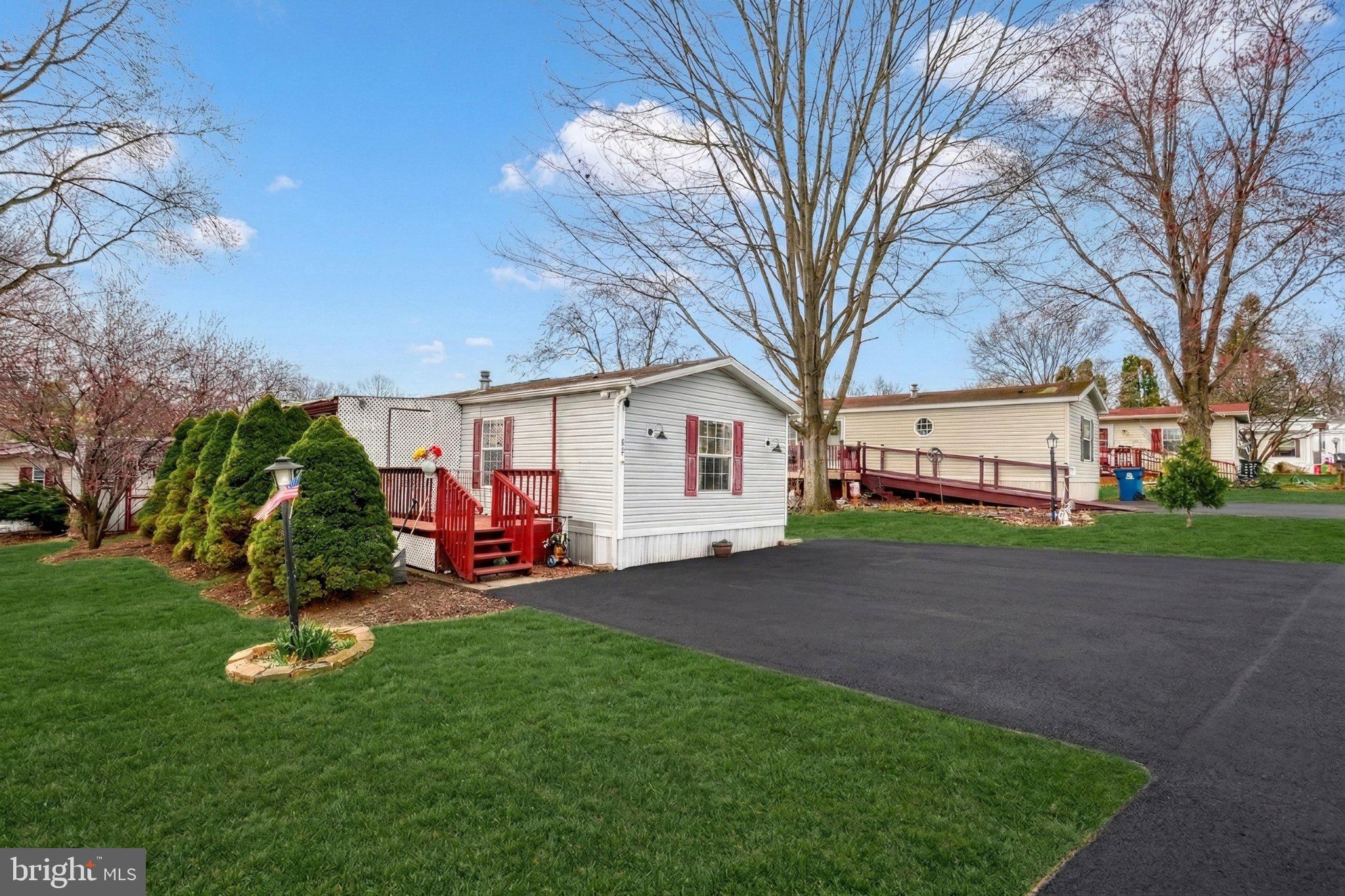 HAMPDEN VILLAGE - Residential