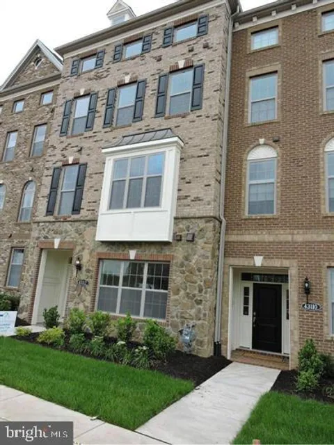 43112 India Wharf Square, Ashburn, VA MLS: VALO2096344