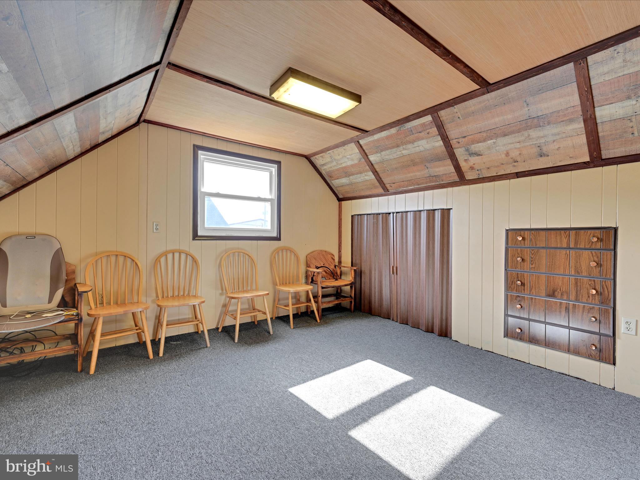 CHEROKEE RANCH - Residential