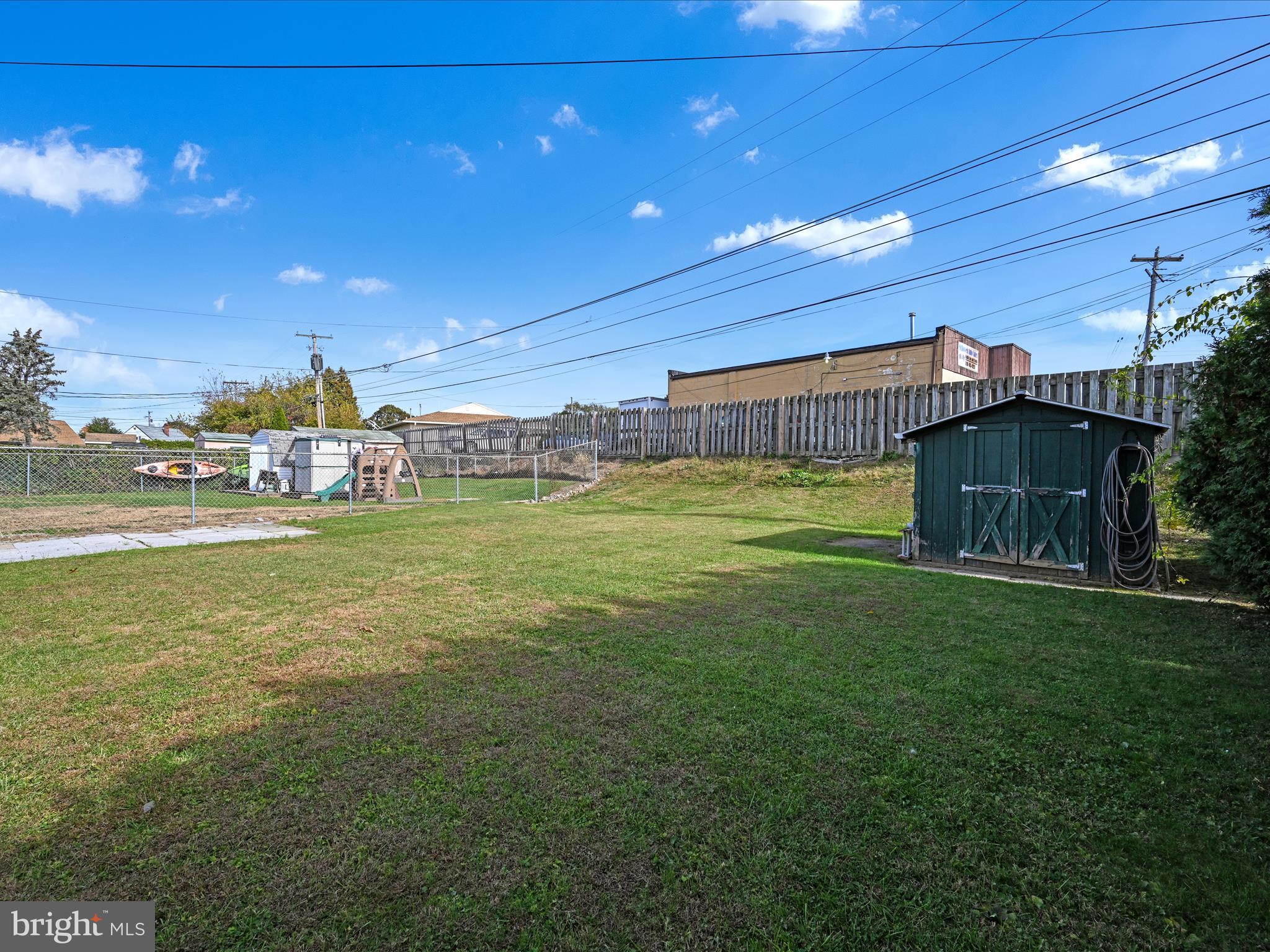 CHEROKEE RANCH - Residential