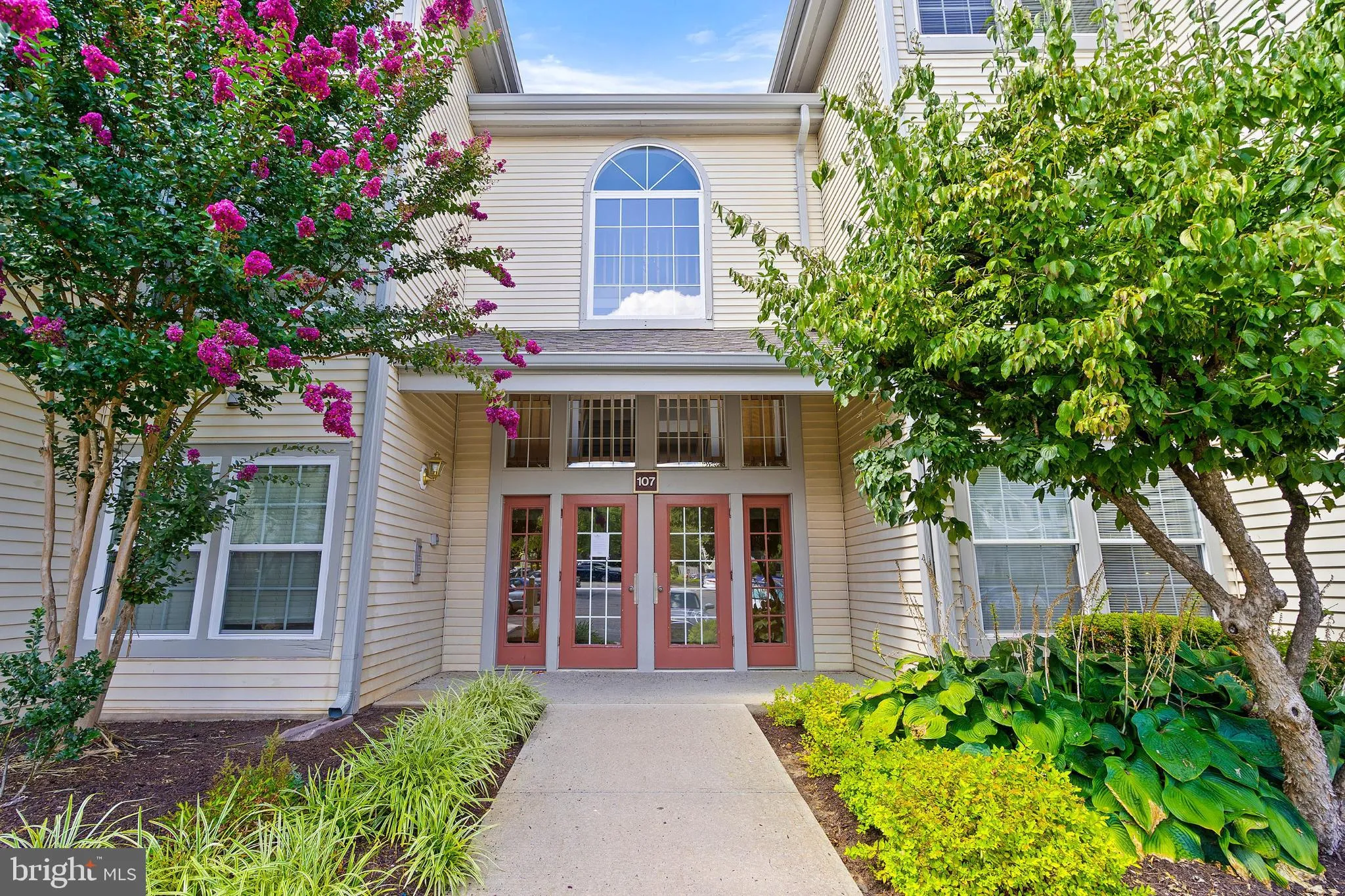 Princeton, New Jersey 08540, United States, 2 Bedrooms Bedrooms, ,2 BathroomsBathrooms,Residential,Active,201321