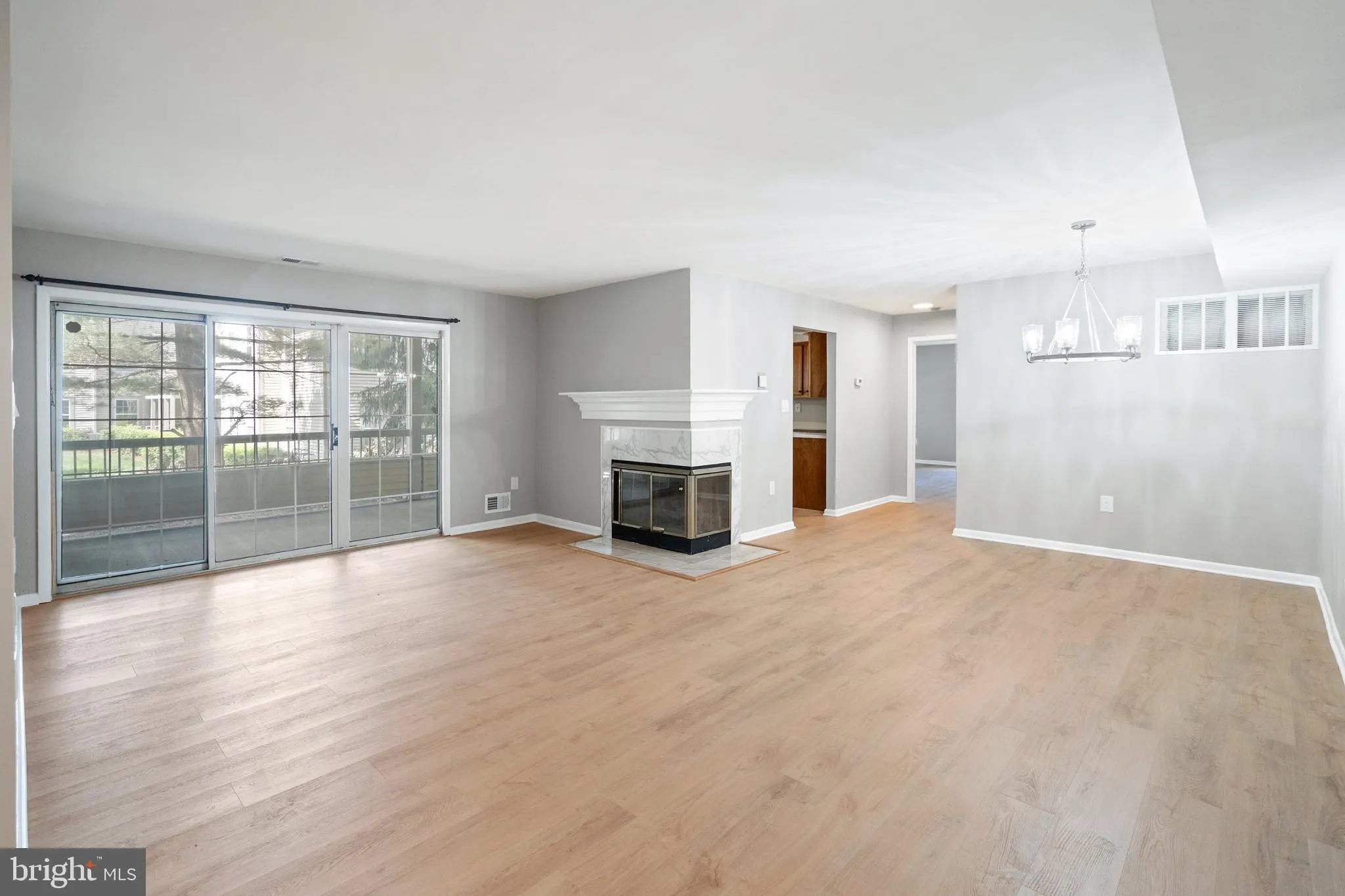 Princeton, New Jersey 08540, United States, 2 Bedrooms Bedrooms, ,2 BathroomsBathrooms,Residential,Active,201321