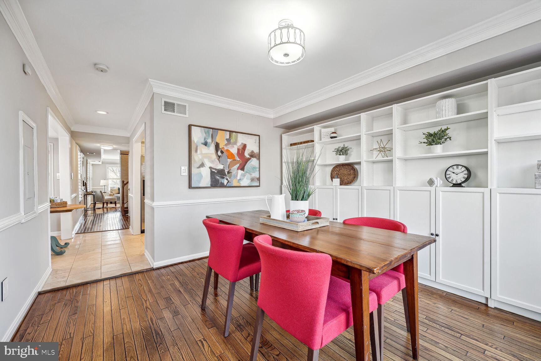 OLD TOWN ALEXANDRIA - Residential