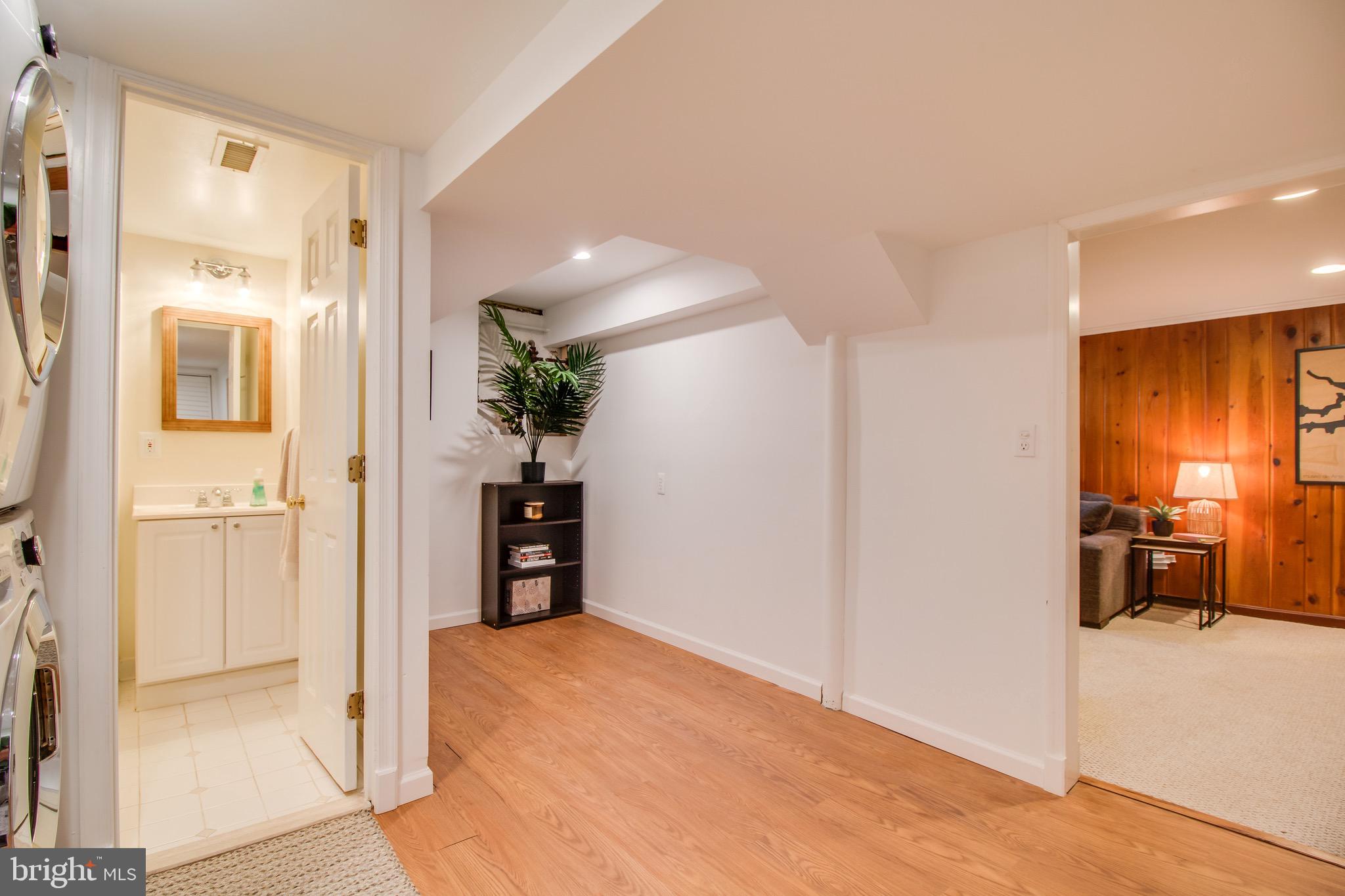 ARLINGTON FOREST - Residential