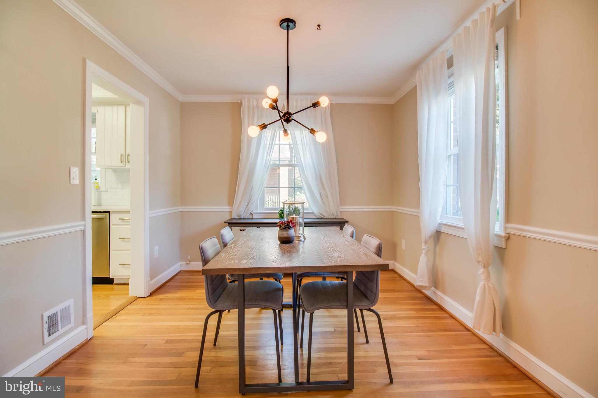 ARLINGTON FOREST - Residential