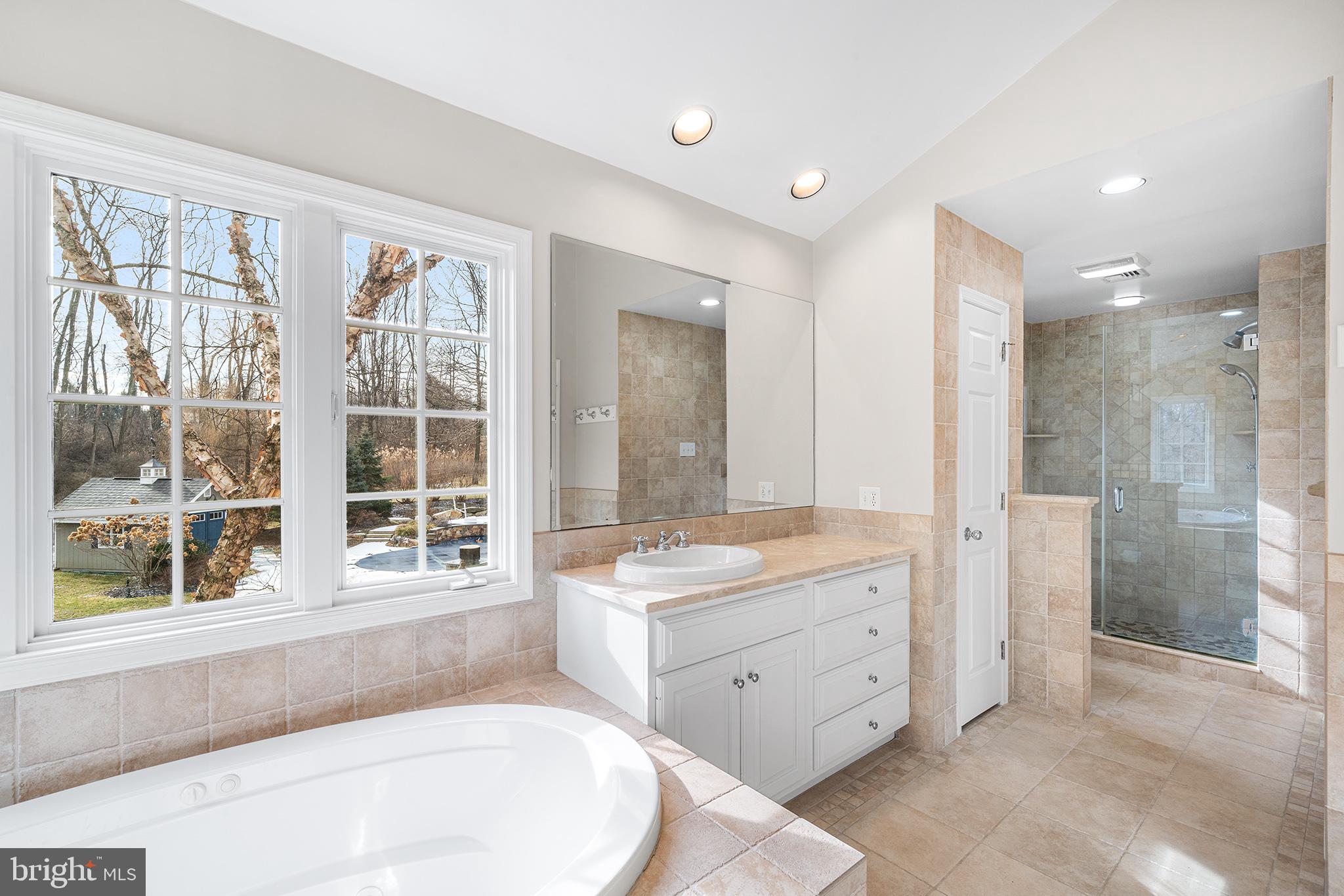 WHITEHORSE - Residential