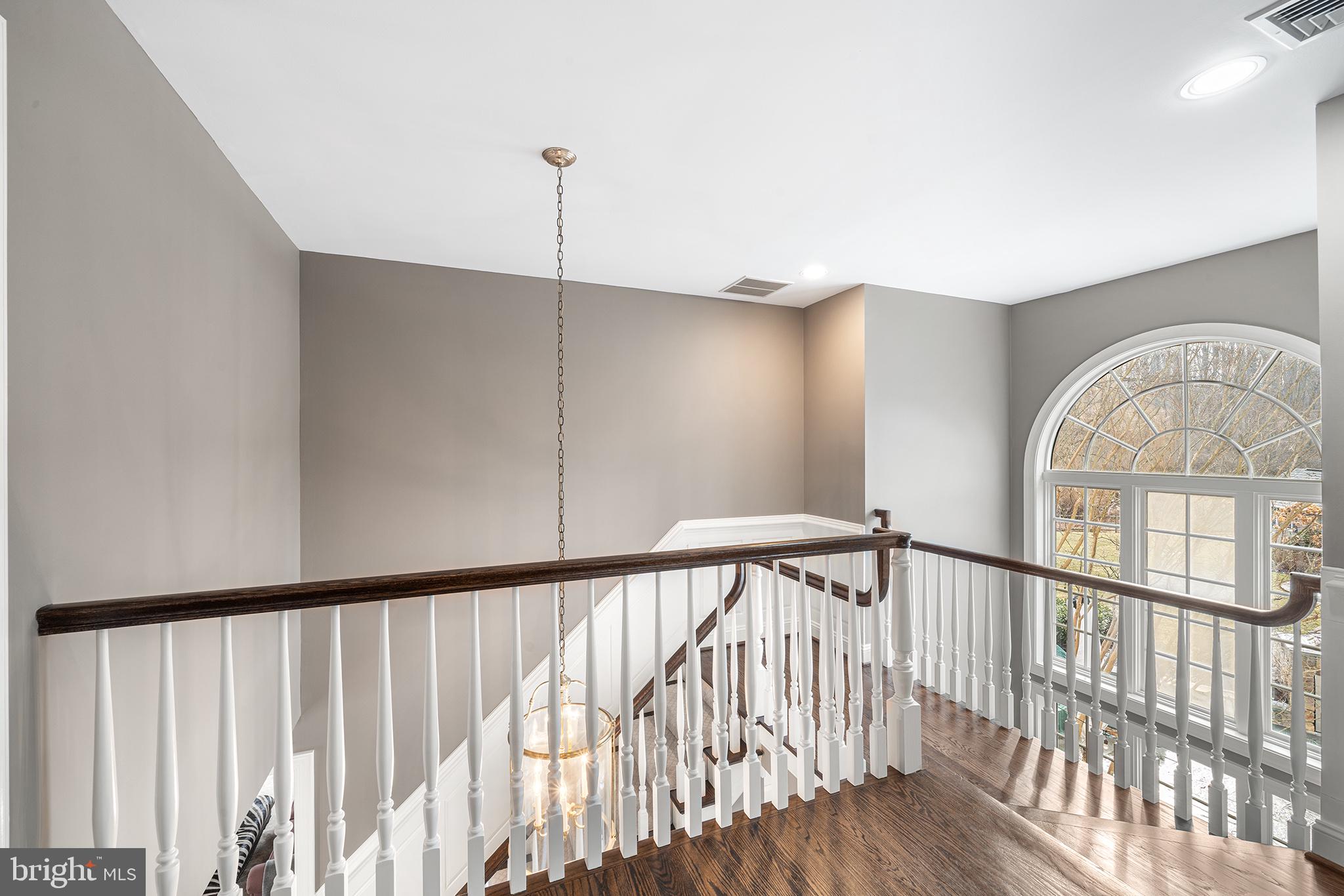 WHITEHORSE - Residential