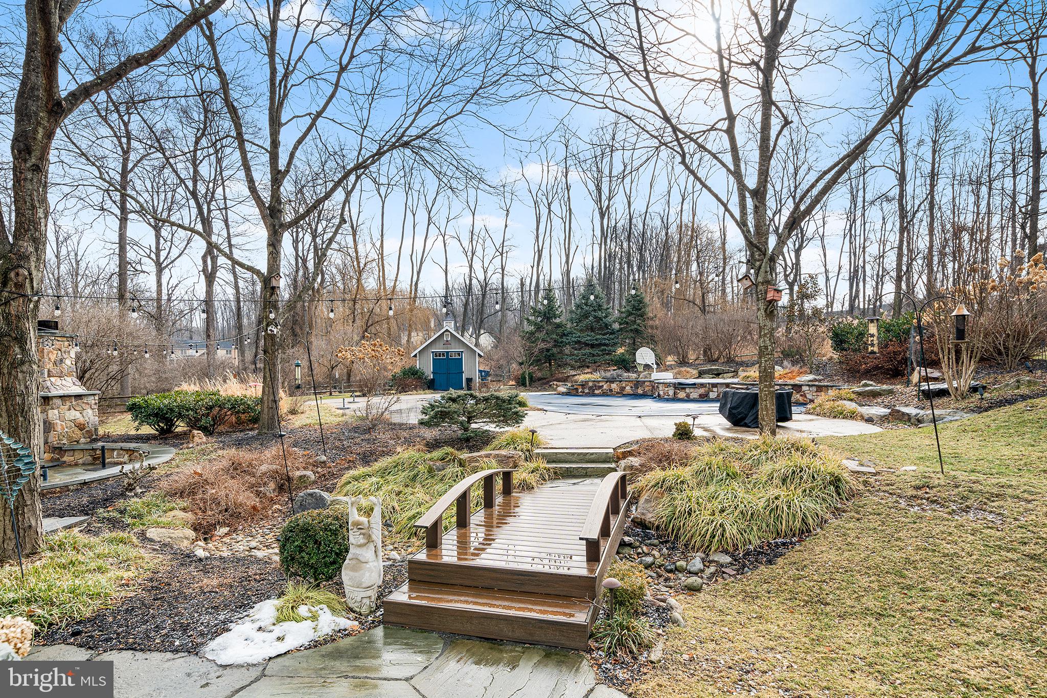 WHITEHORSE - Residential