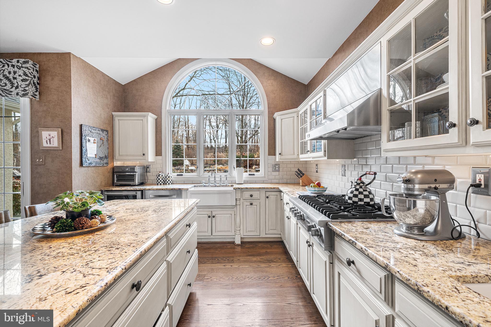 WHITEHORSE - Residential