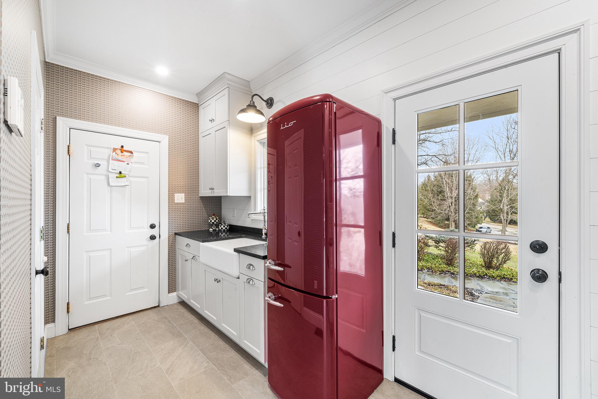 WHITEHORSE - Residential