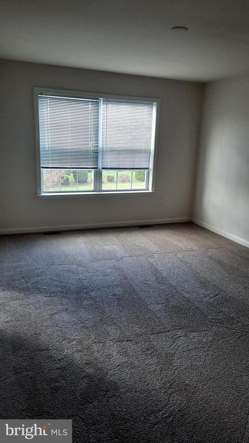 SILVER CREEK - Residential Lease