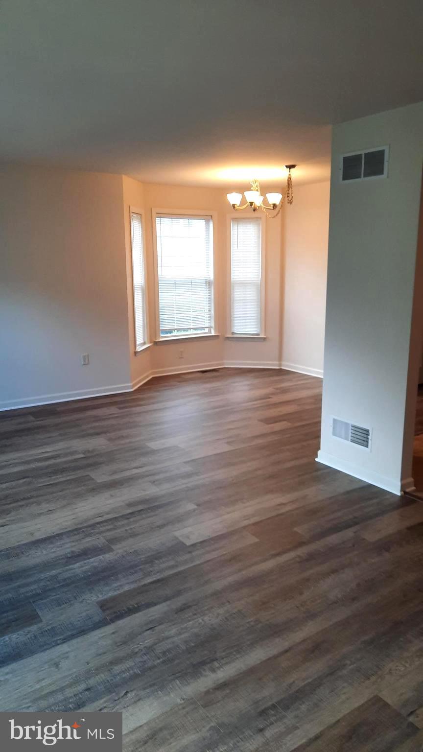 SILVER CREEK - Residential Lease