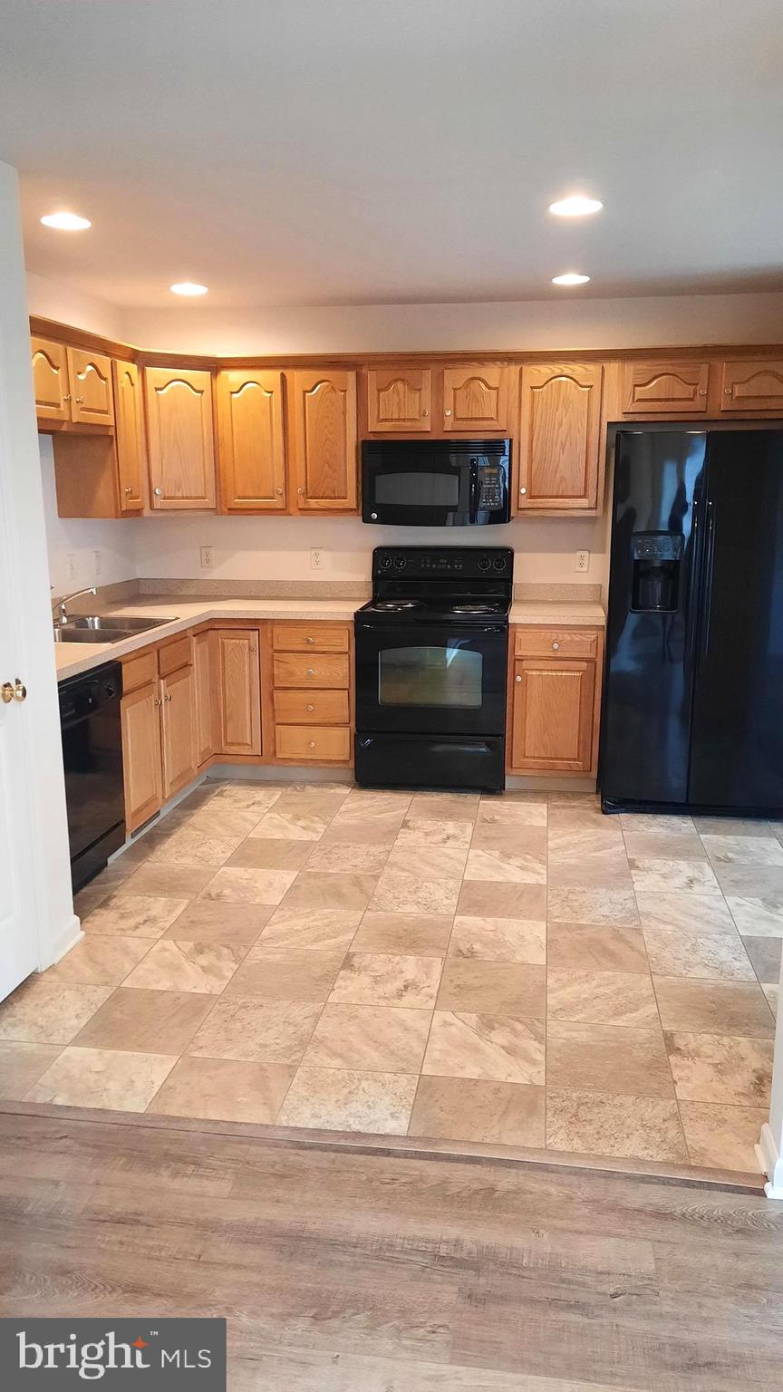 SILVER CREEK - Residential Lease