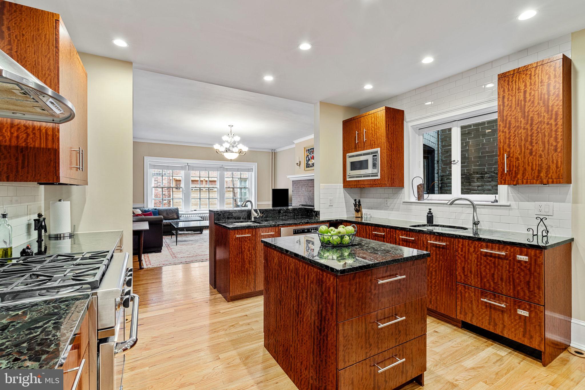 RITTENHOUSE SQUARE - Residential