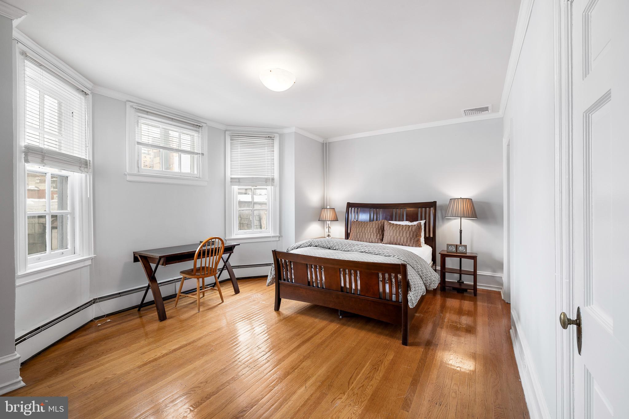 RITTENHOUSE SQUARE - Residential