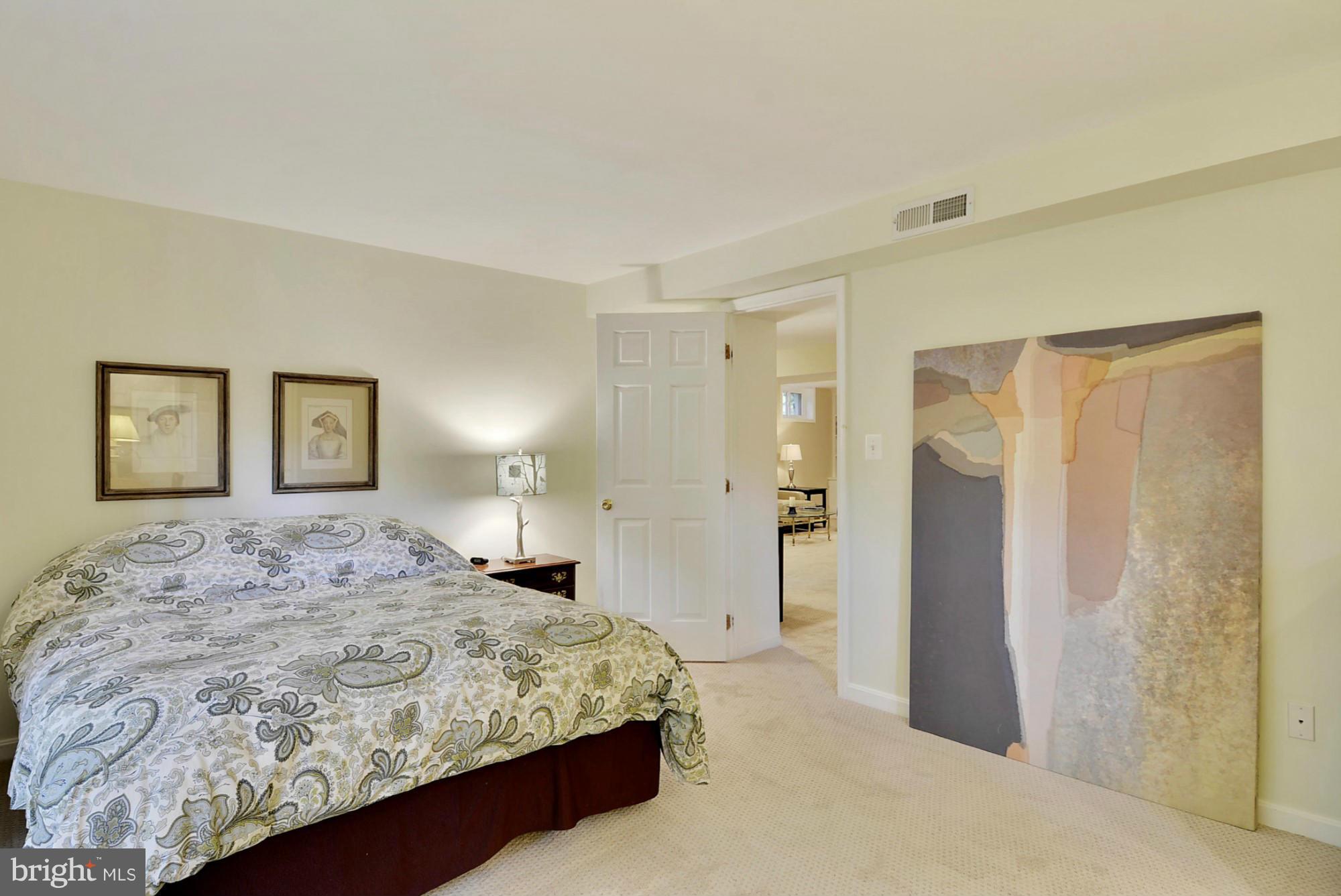 FOLKSTONE - Residential