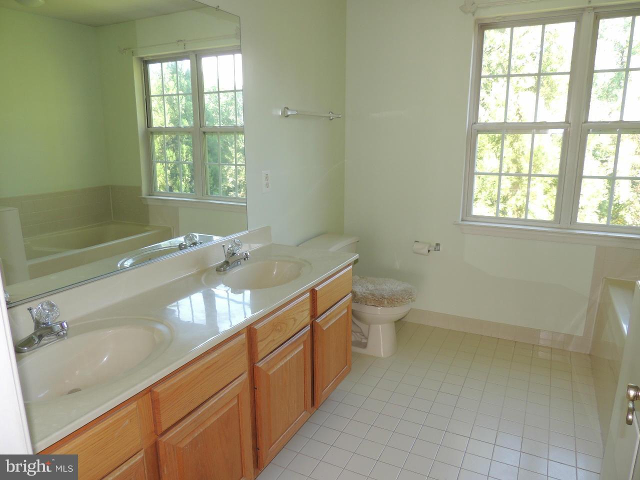 MONMOUTH MEADOWS - Residential