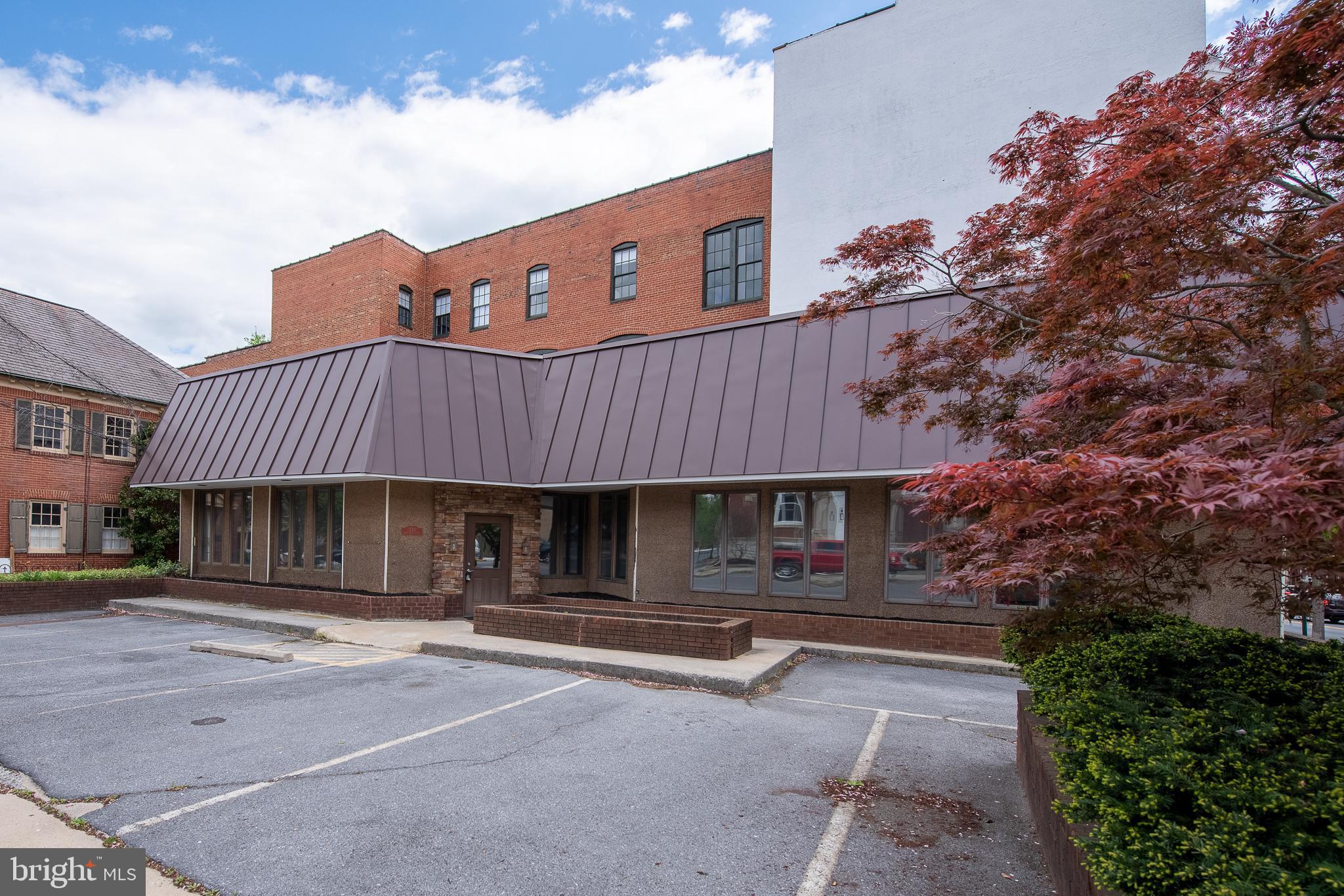 CITY OF MARTINSBURG - Commercial Sale
