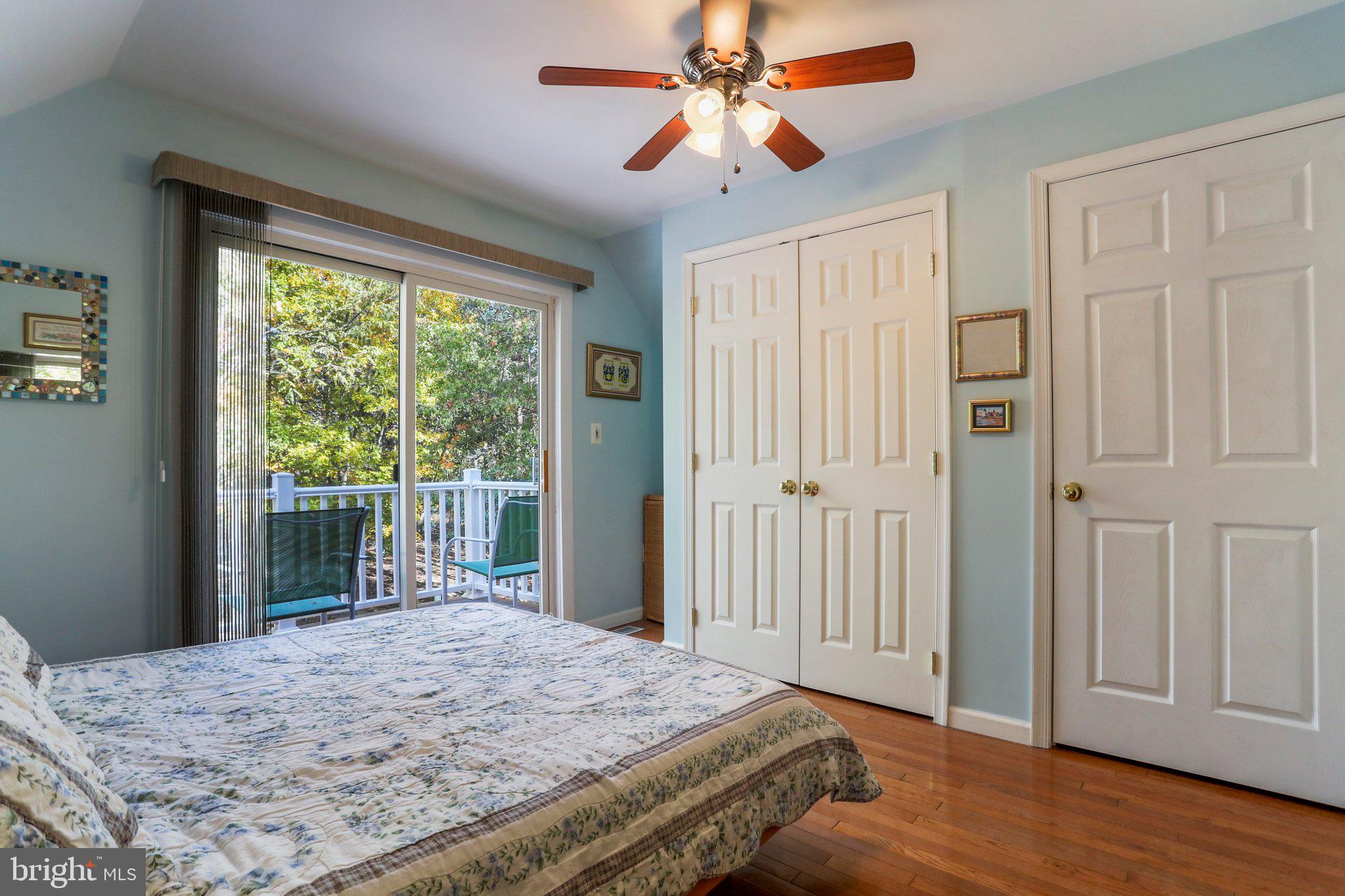 COLONIAL VILLAGE - Residential