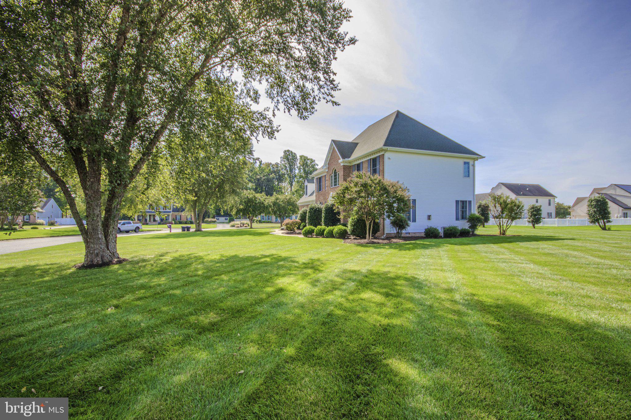 27414 EQUESTRIAN DRIVE
