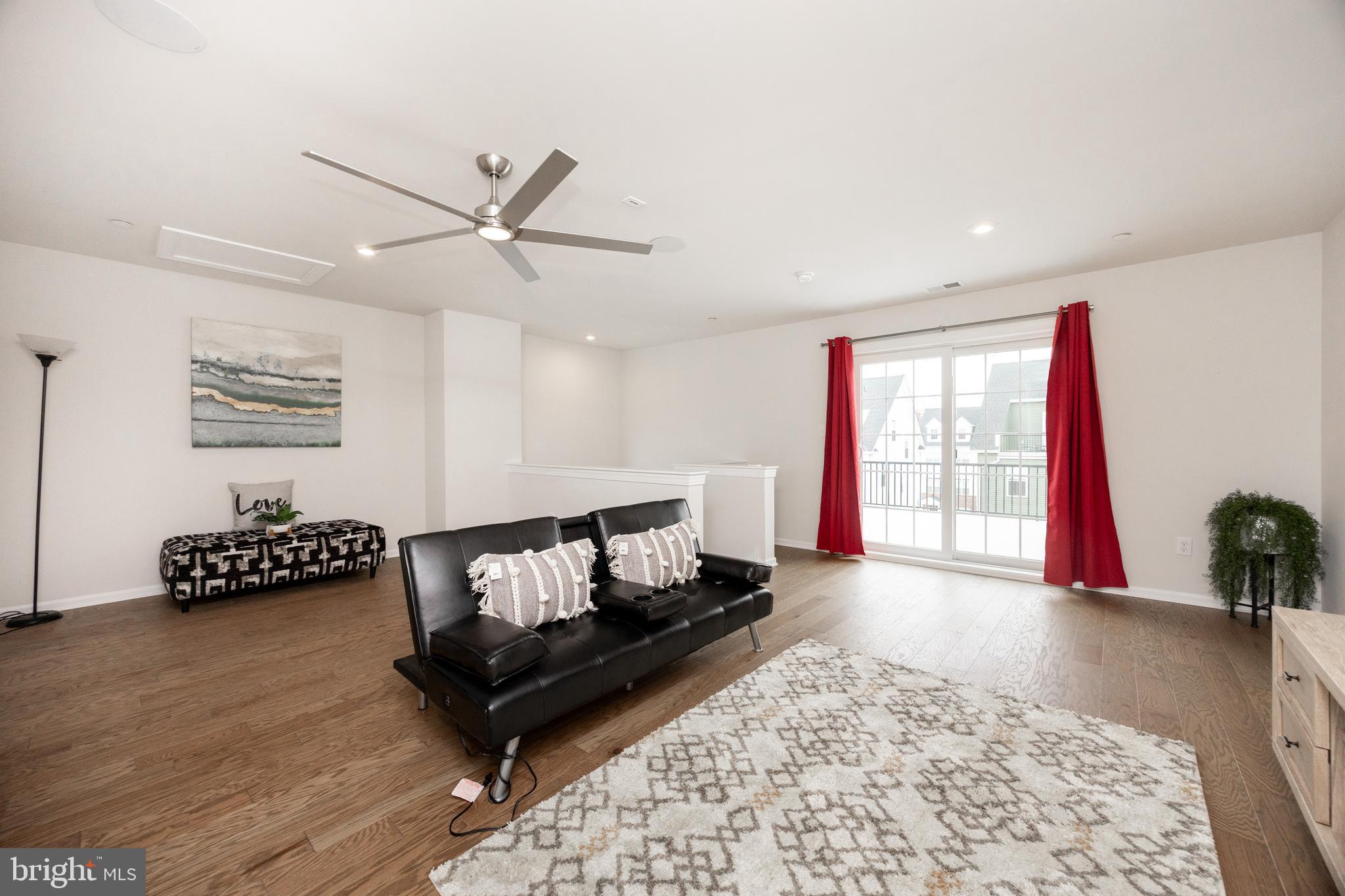 STEELPOINTE - Residential Lease