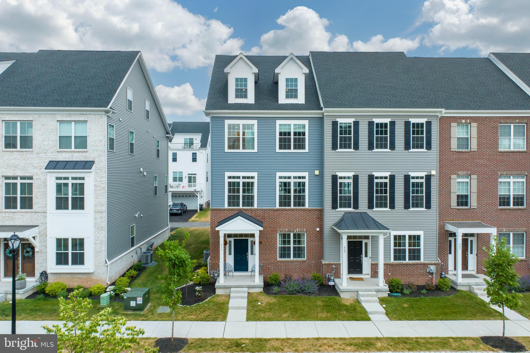 STEELPOINTE - Residential Lease