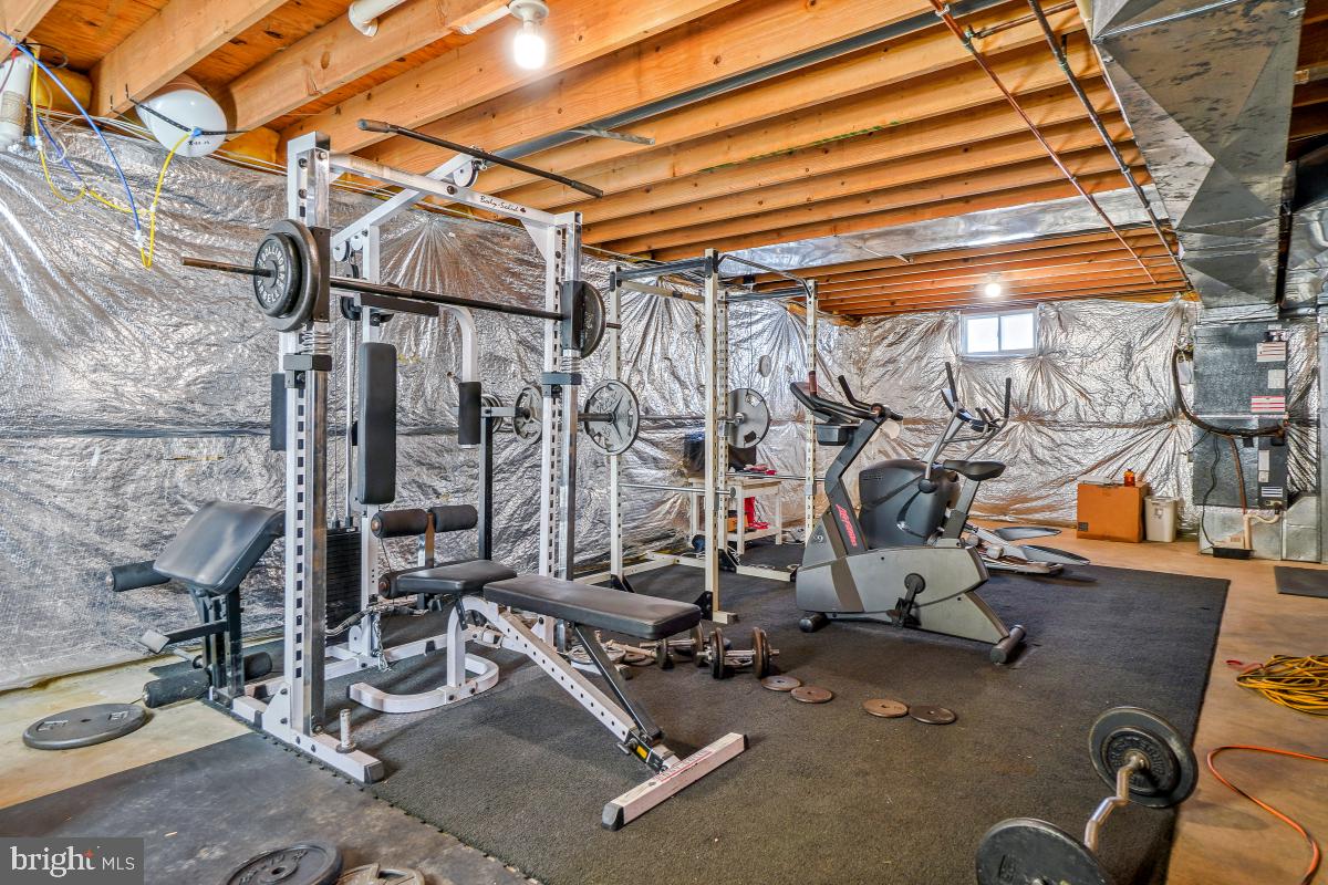 HILLSMERE ESTATES - Residential