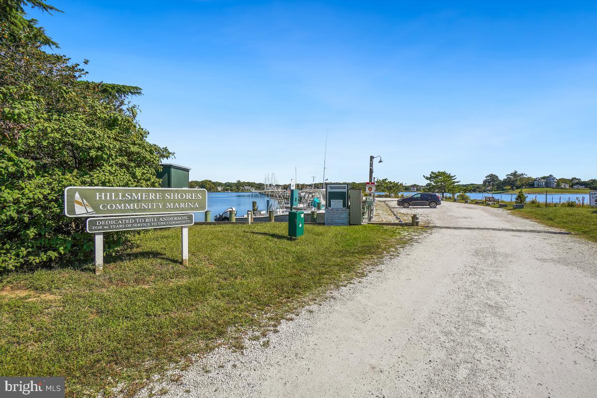 HILLSMERE ESTATES - Residential