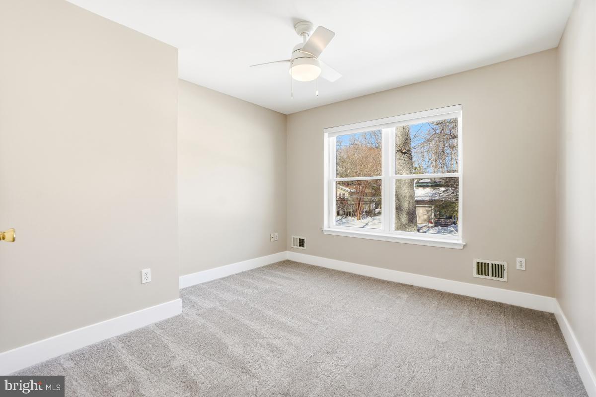 HILLSMERE ESTATES - Residential