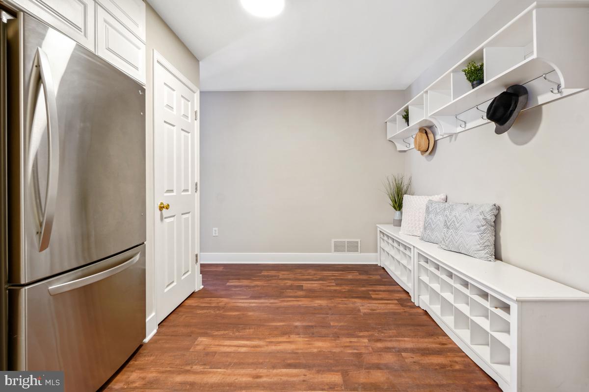 HILLSMERE ESTATES - Residential