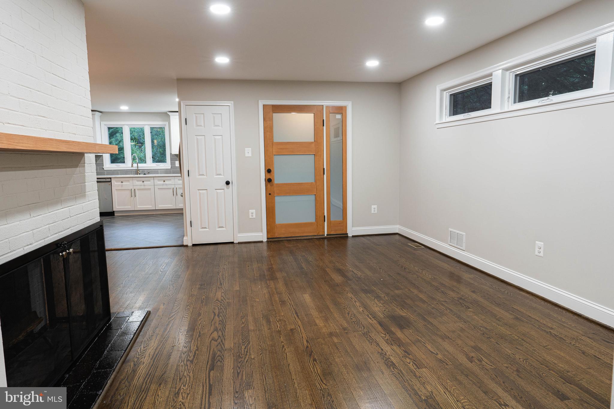 ROLAND PARK - Residential