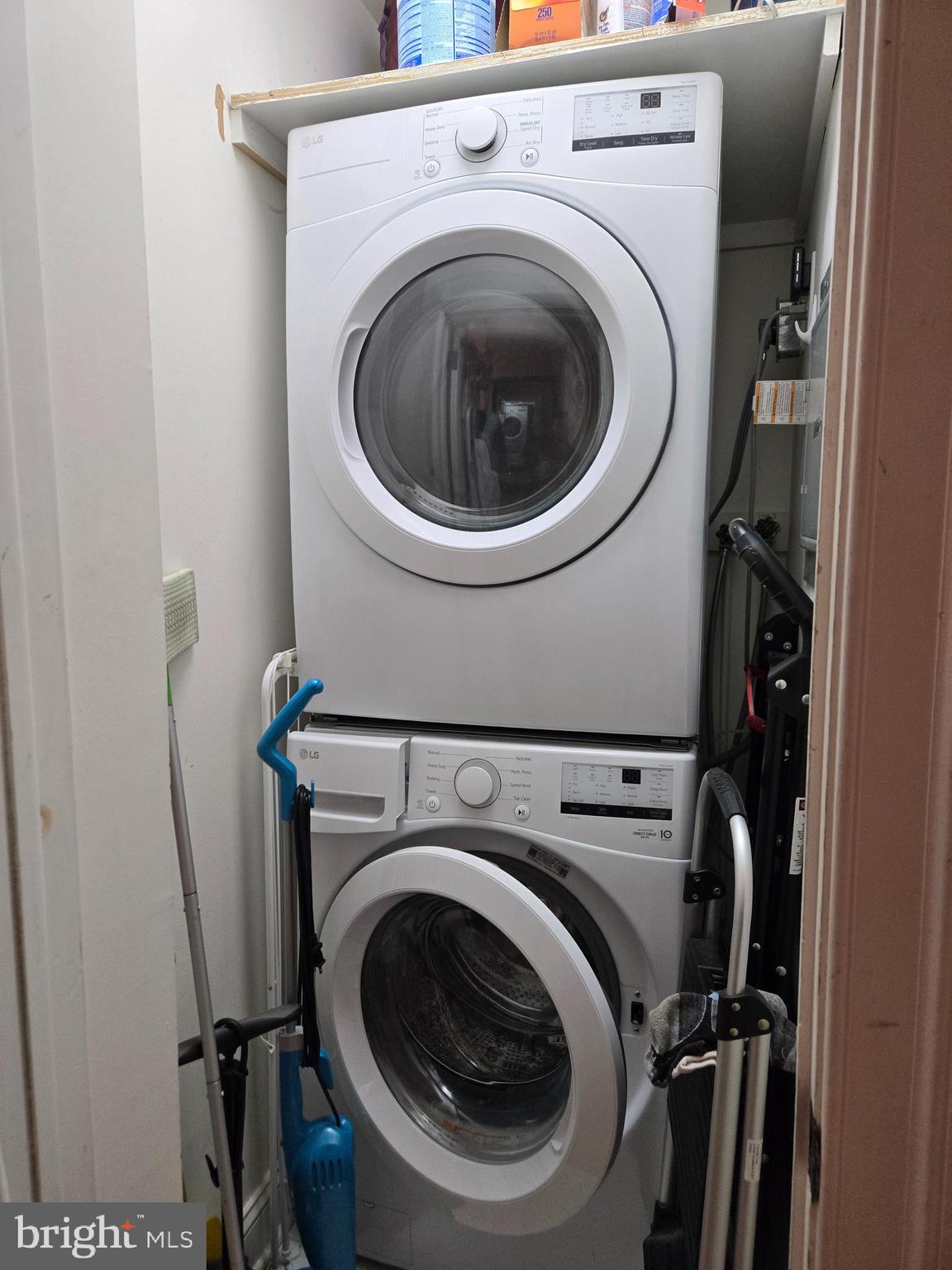 FITLER SQUARE - Residential Lease