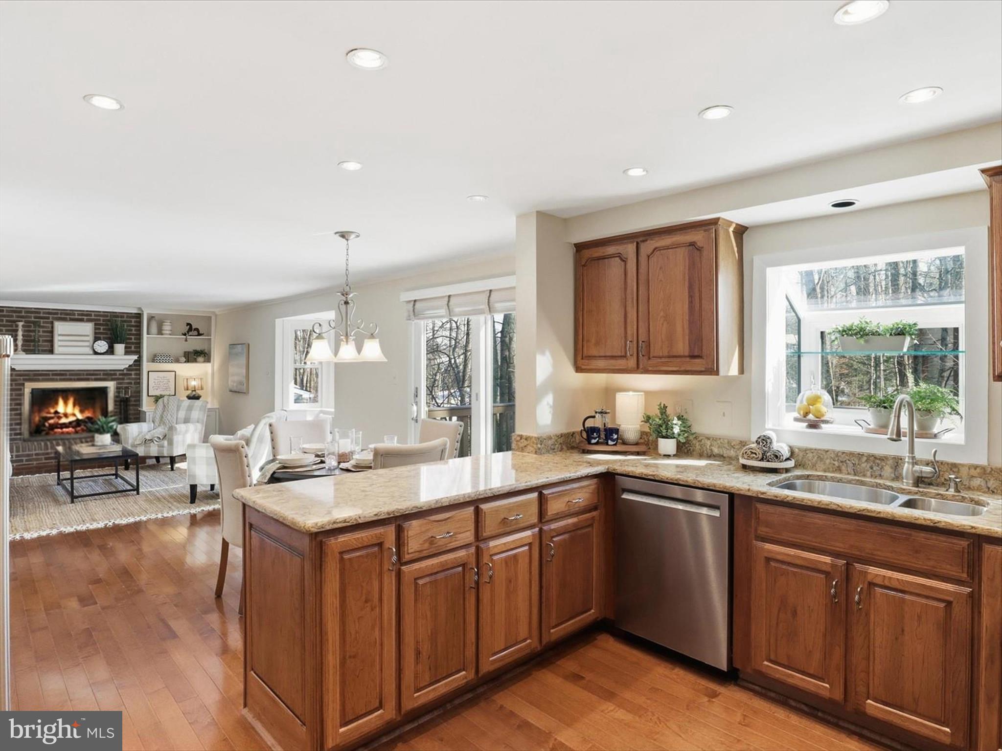 BURKE CENTRE - Residential