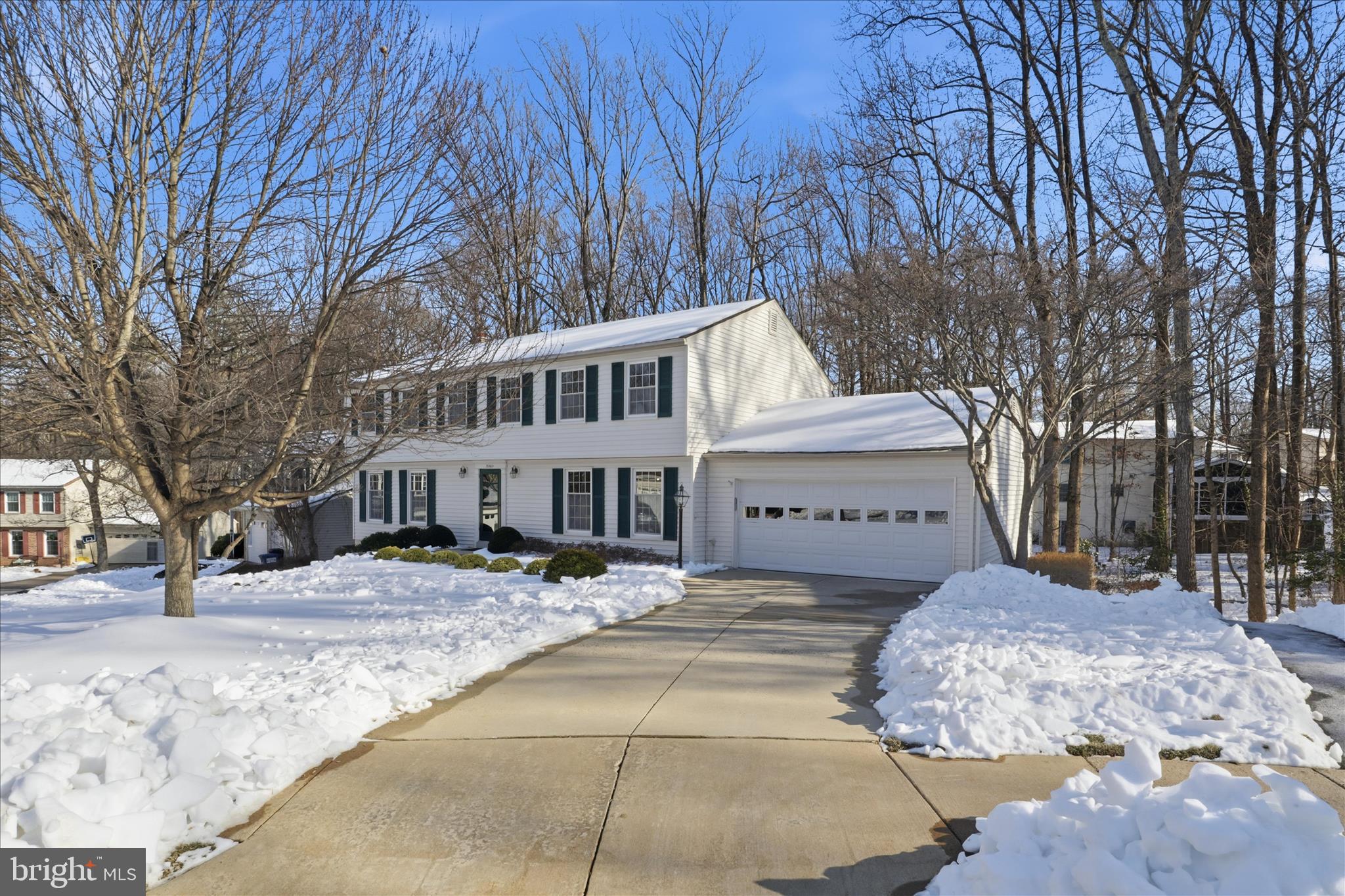 5903 OAK RIDGE COURT