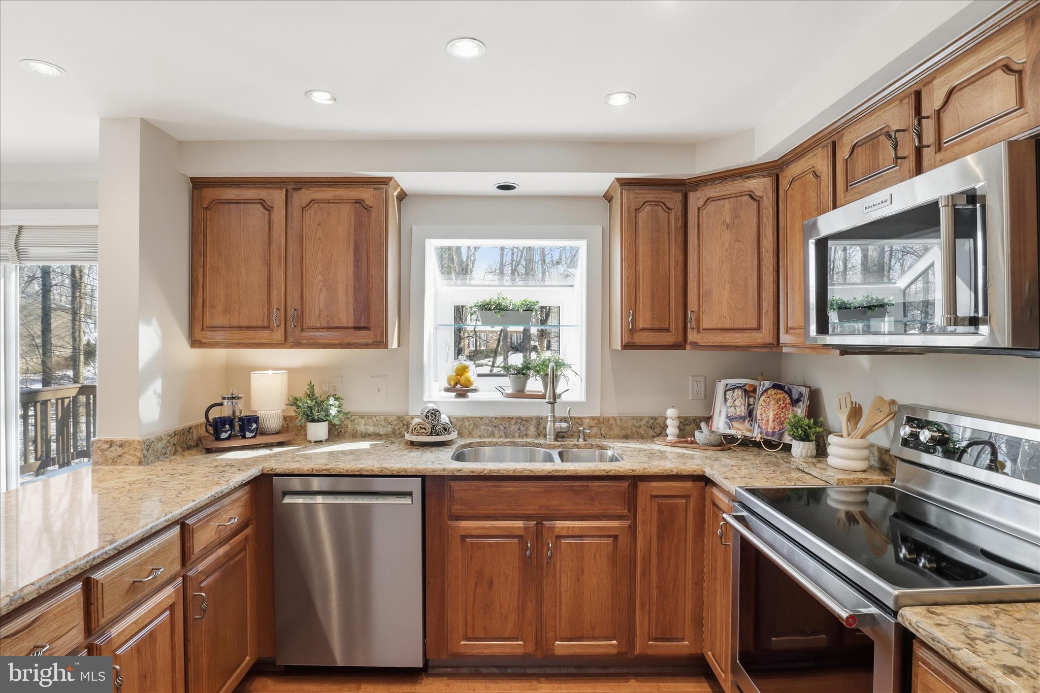 BURKE CENTRE - Residential