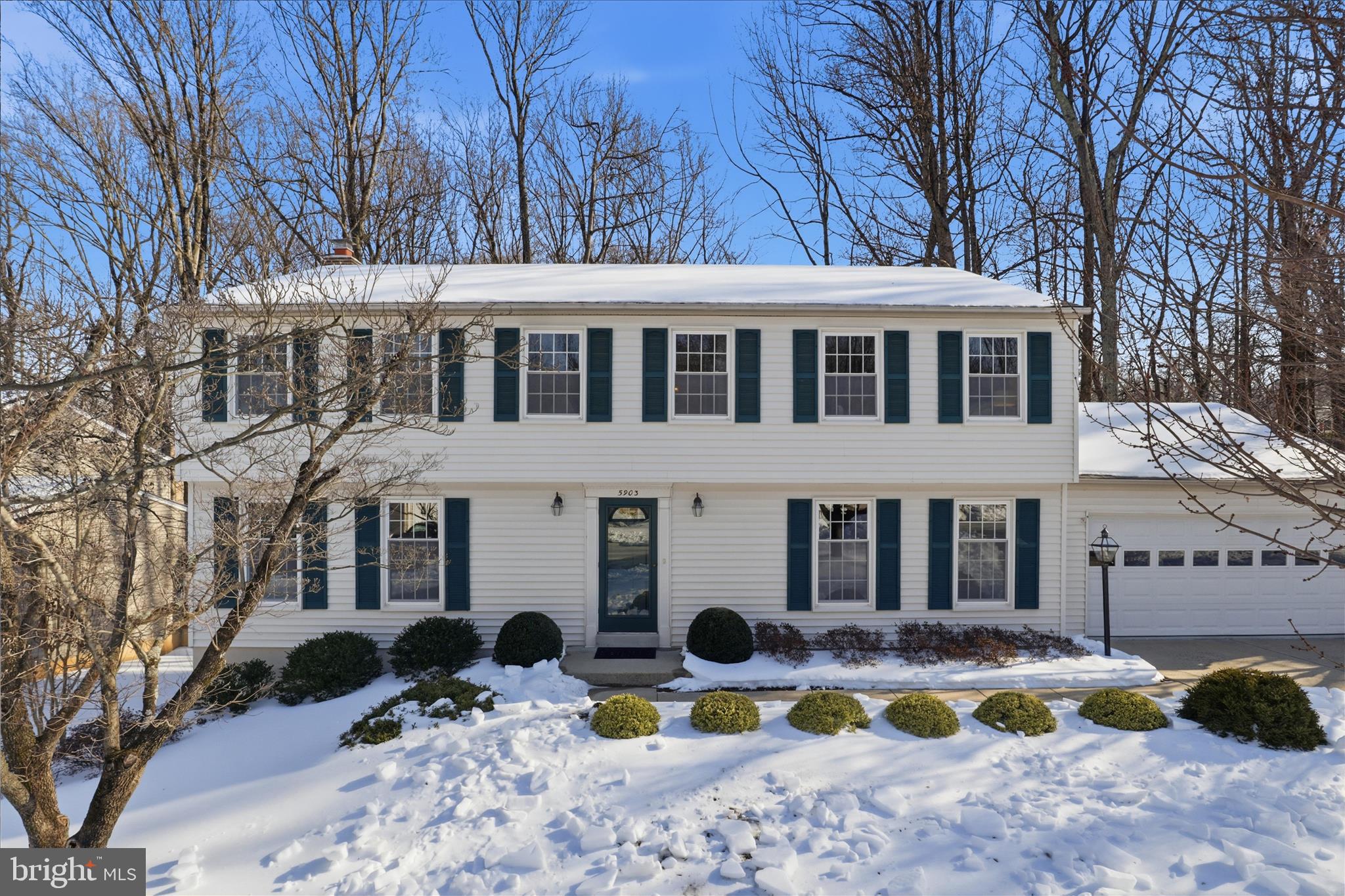 5903 OAK RIDGE COURT