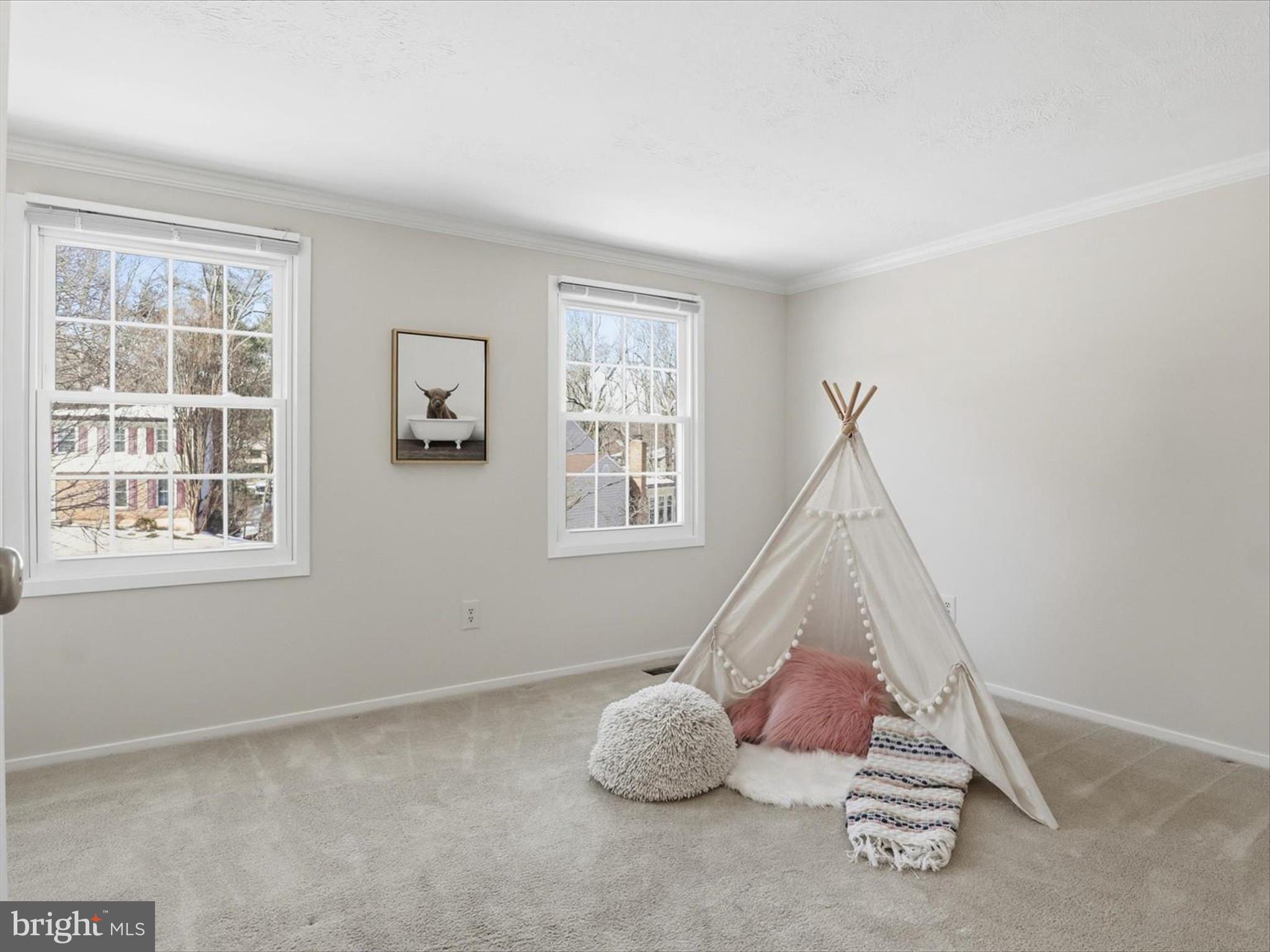 BURKE CENTRE - Residential