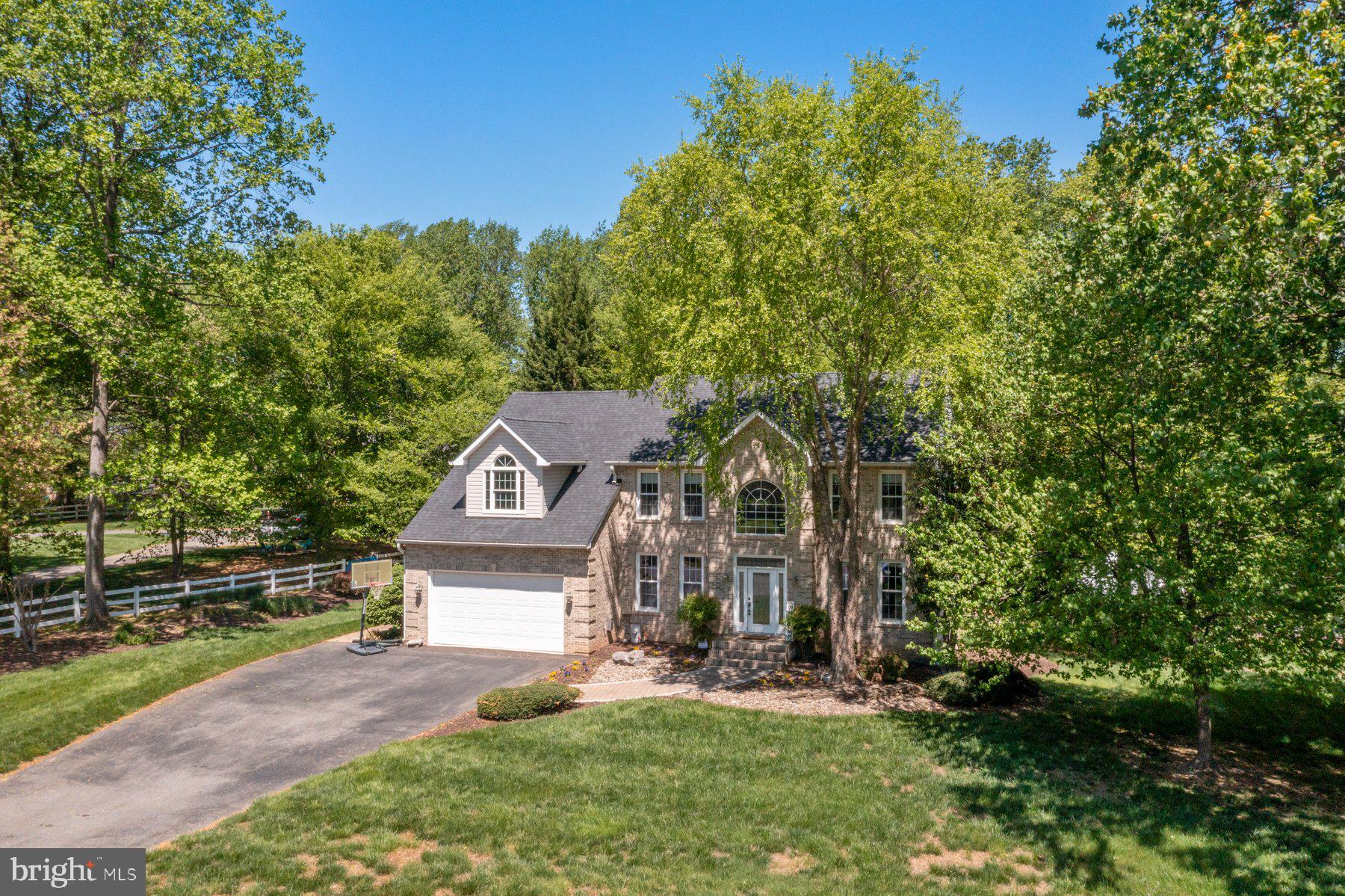 DAIRY FARM ESTATES - Residential Lease