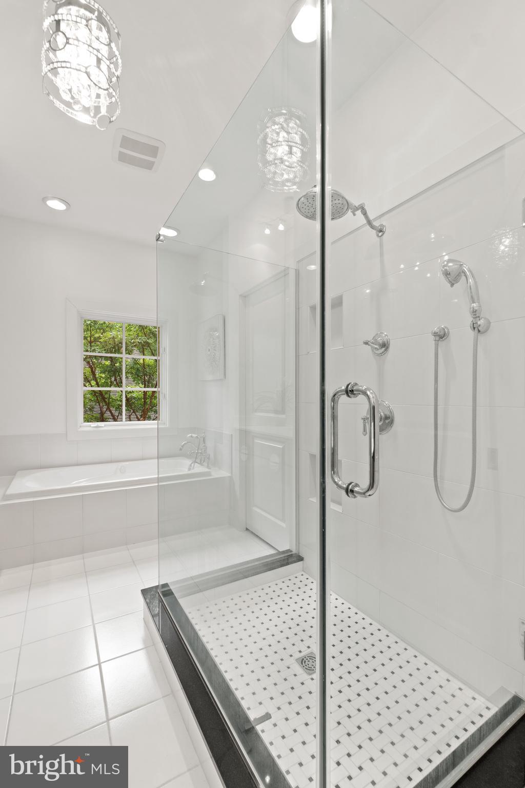 WATERS RIDGE - Residential