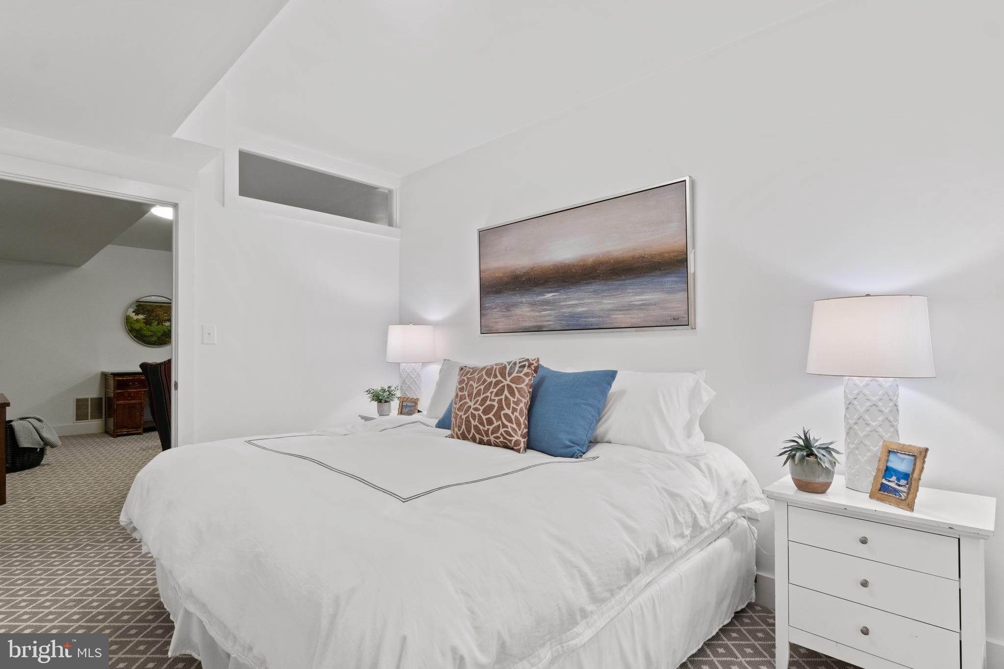 WATERS RIDGE - Residential