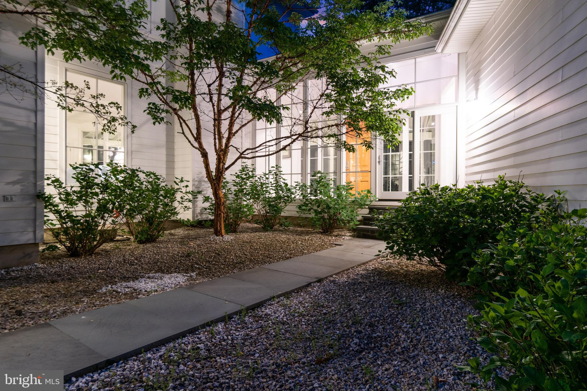 WATERS RIDGE - Residential