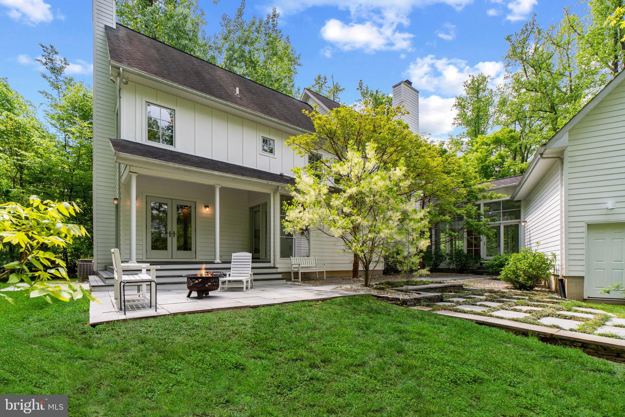 WATERS RIDGE - Residential