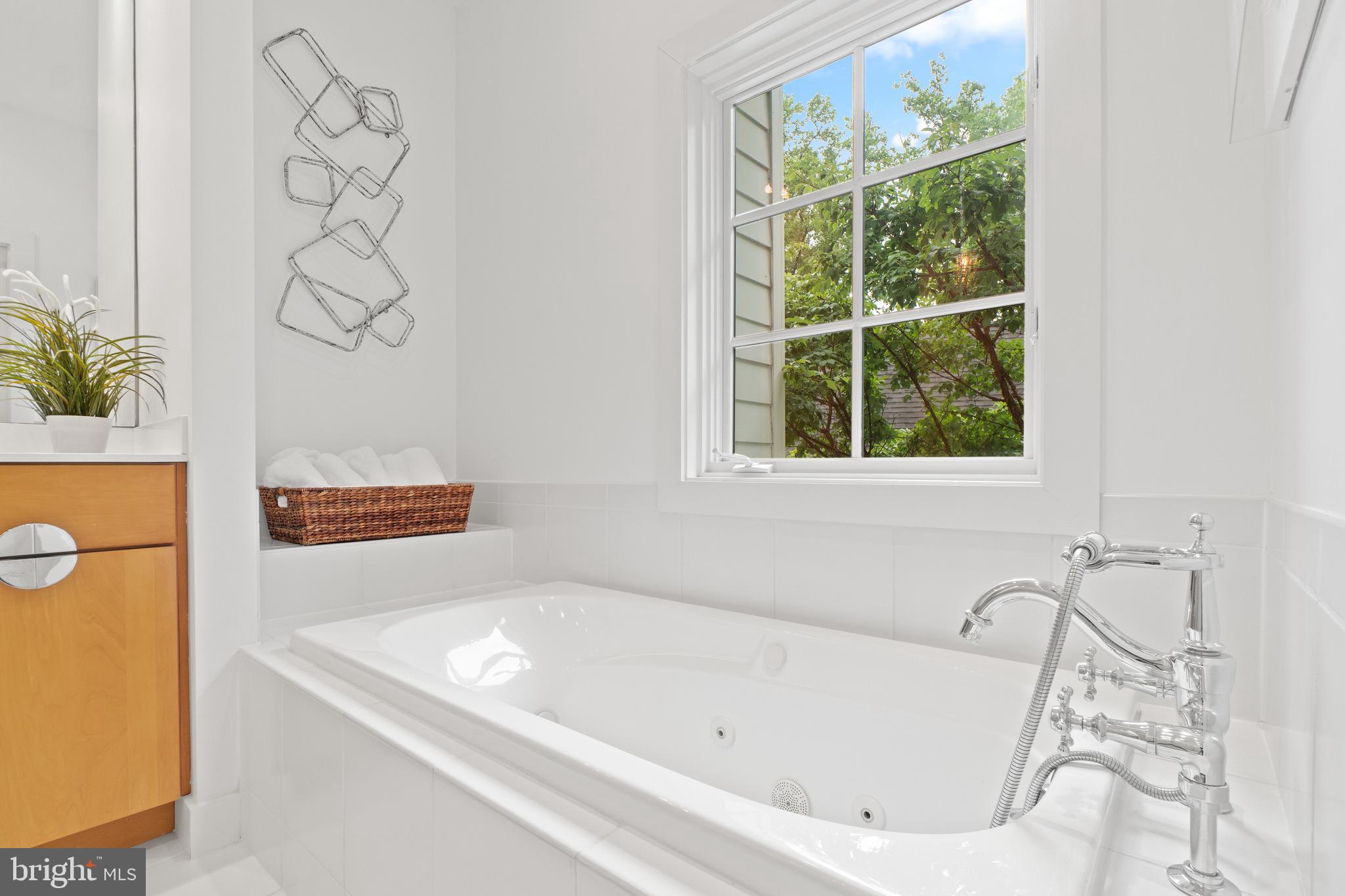 WATERS RIDGE - Residential