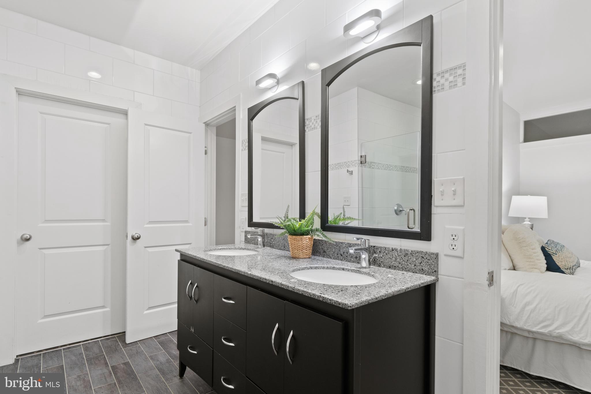 WATERS RIDGE - Residential