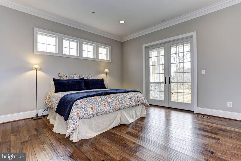 SELBY ON THE BAY - Residential